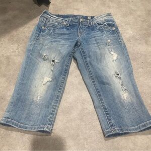 Women's Miss Me Distressed Denim Capris Sz 28